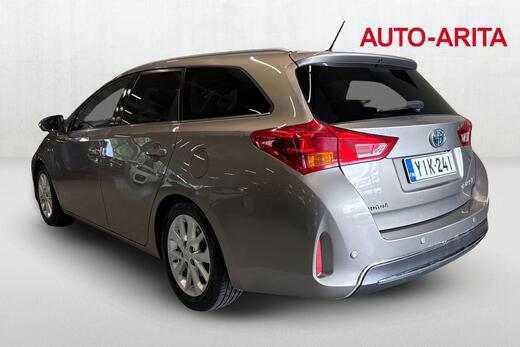 Toyota Auris vaihtoauto