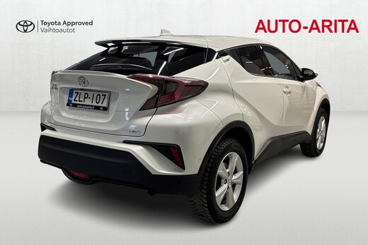 Toyota C-HR vaihtoauto