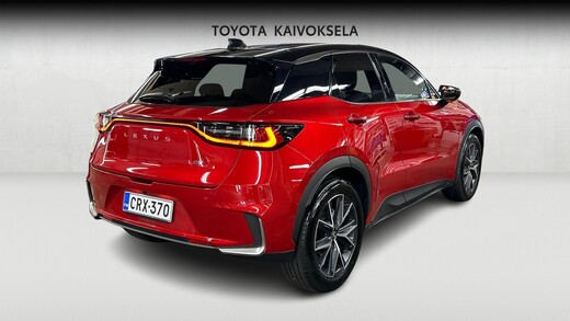 Lexus LBX vaihtoauto