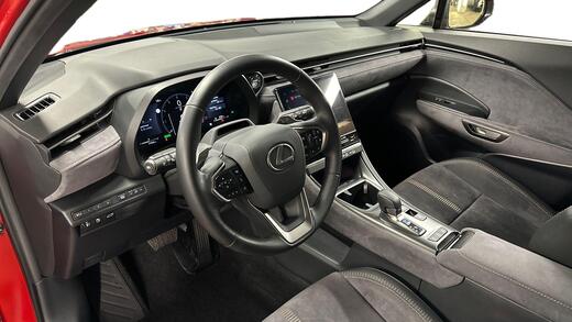 Lexus LBX vaihtoauto