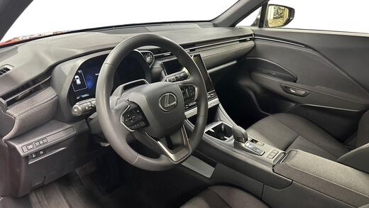 Lexus LBX vaihtoauto