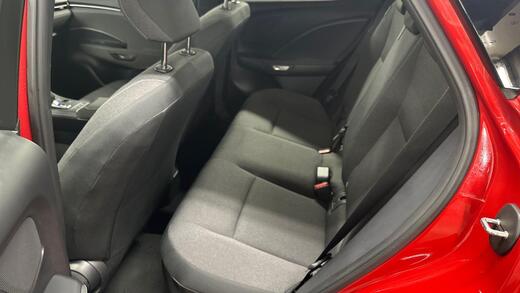 Lexus LBX vaihtoauto