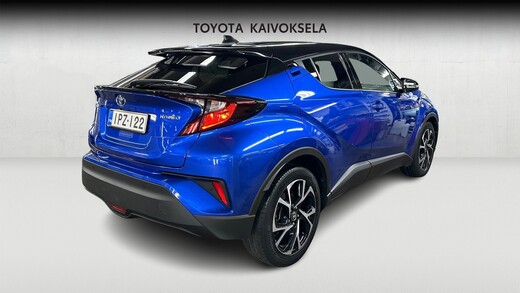 Toyota C-HR vaihtoauto