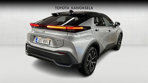 Toyota C-HR vaihtoauto