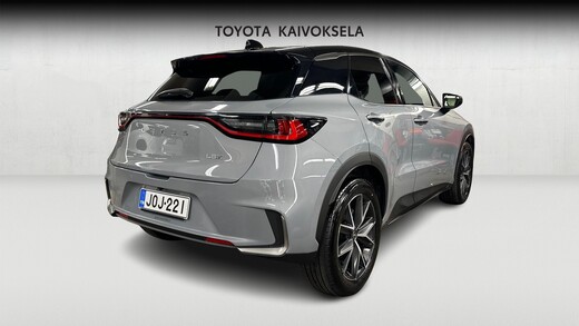 Lexus LBX vaihtoauto