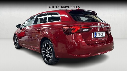 Toyota Avensis vaihtoauto