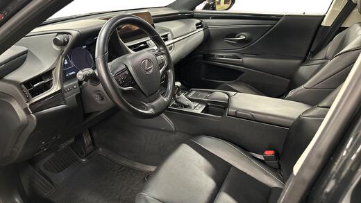 Lexus ES vaihtoauto
