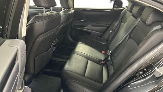 Lexus ES vaihtoauto