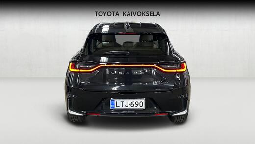 Lexus LBX vaihtoauto