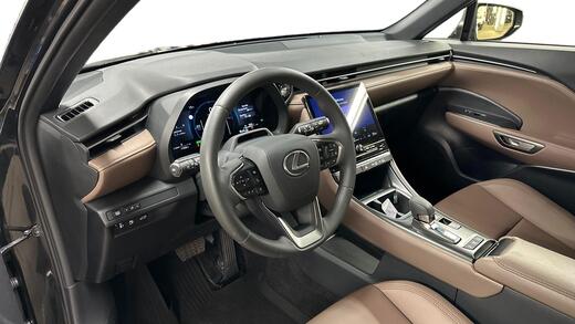 Lexus LBX vaihtoauto