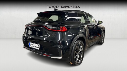 Lexus LBX vaihtoauto
