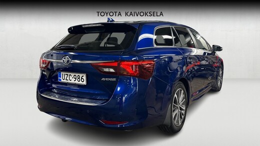 Toyota Avensis vaihtoauto