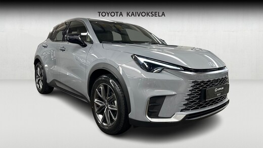 Lexus LBX vaihtoauto