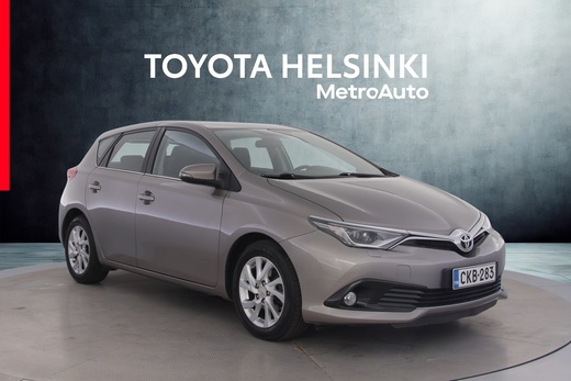 Toyota Auris vaihtoauto