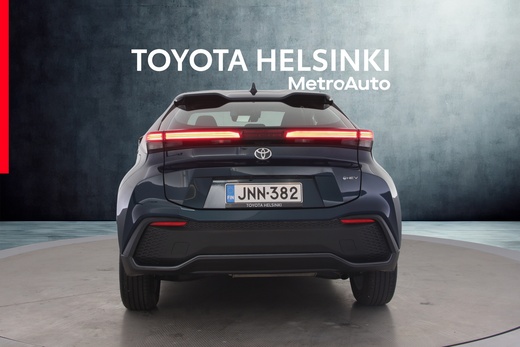 Toyota C-HR vaihtoauto