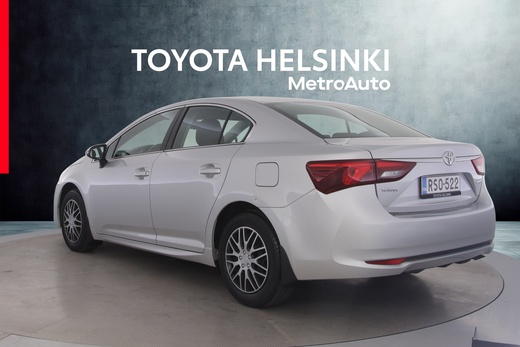 Toyota Avensis vaihtoauto