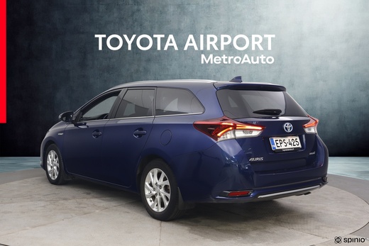 Toyota Auris vaihtoauto