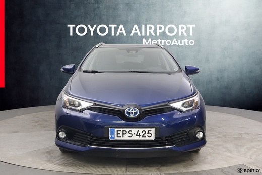Toyota Auris vaihtoauto