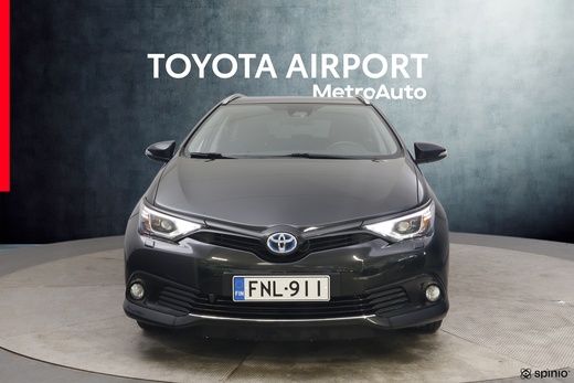 Toyota Auris vaihtoauto