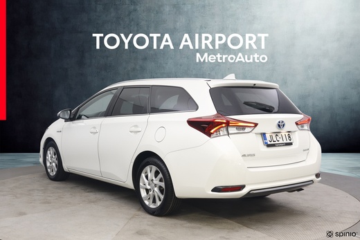 Toyota Auris vaihtoauto