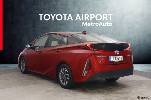 Toyota Prius Plug-in vaihtoauto