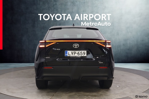 Toyota bZ4X vaihtoauto