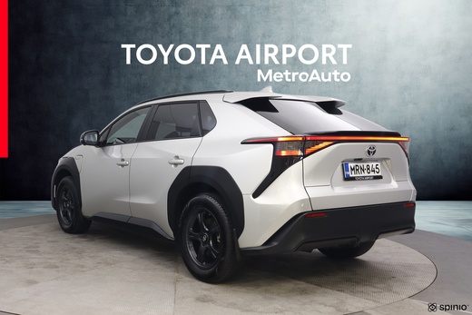 Toyota bZ4X vaihtoauto