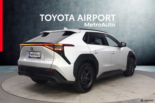 Toyota bZ4X vaihtoauto