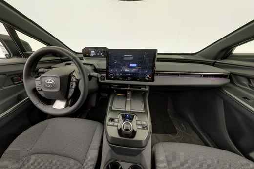 Toyota bZ4X vaihtoauto