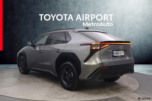 Toyota bZ4X vaihtoauto