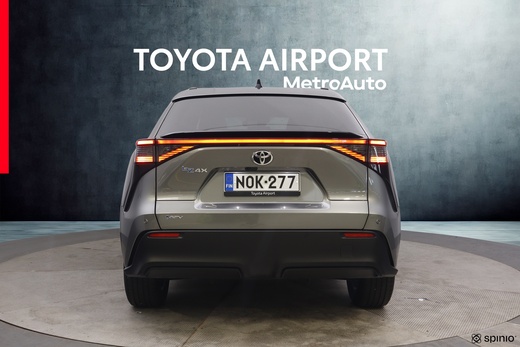 Toyota bZ4X vaihtoauto