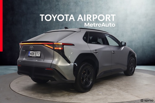 Toyota bZ4X vaihtoauto