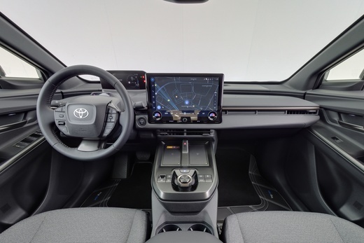 Toyota bZ4X vaihtoauto