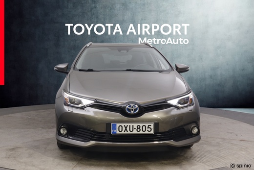 Toyota Auris vaihtoauto