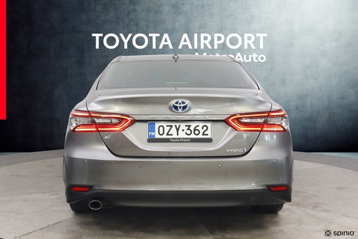 Toyota Camry vaihtoauto