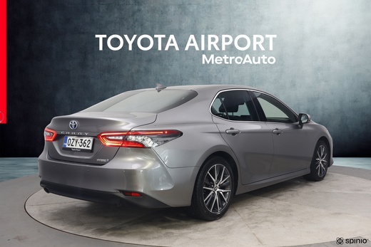 Toyota Camry vaihtoauto