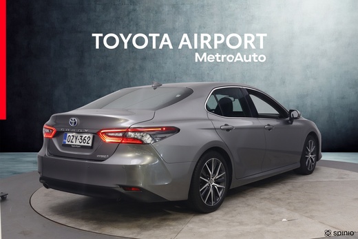 Toyota Camry vaihtoauto