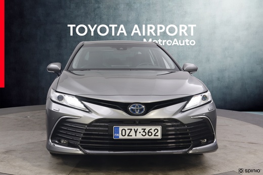 Toyota Camry vaihtoauto