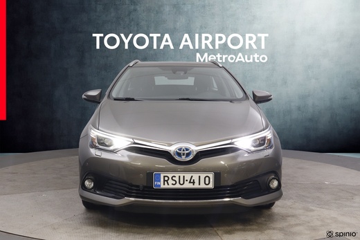 Toyota Auris vaihtoauto