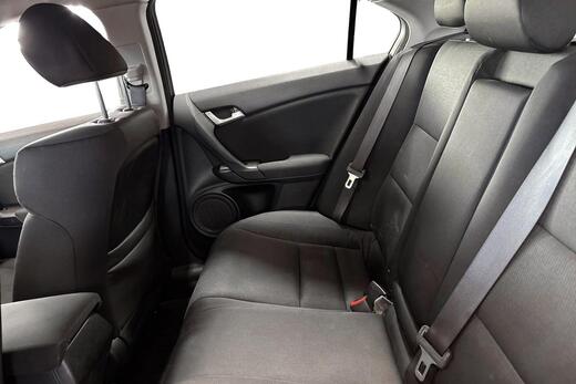 Honda Accord vaihtoauto