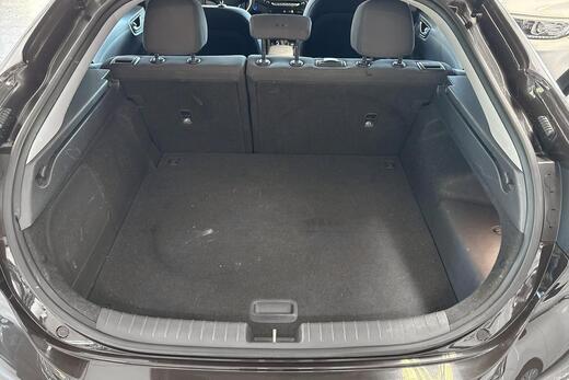Hyundai IONIQ plug-in vaihtoauto