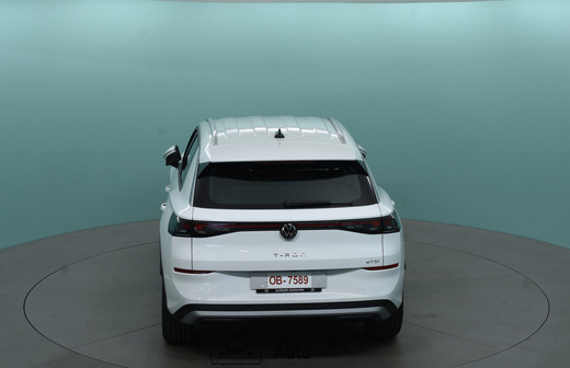 Volkswagen T-Roc vaihtoauto