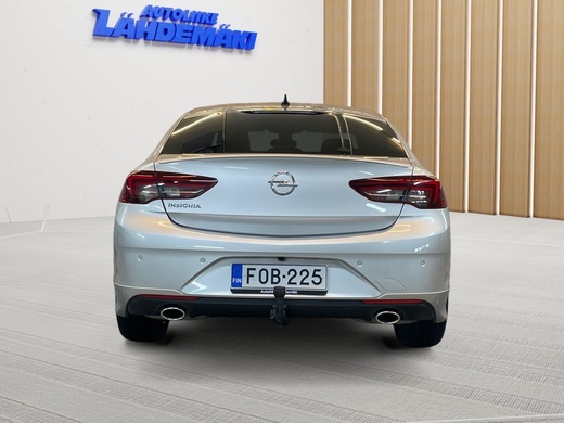 Opel Insignia vaihtoauto