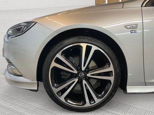 Opel Insignia vaihtoauto