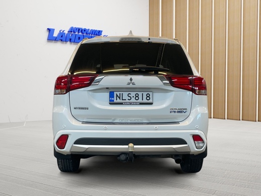 Mitsubishi Outlander PHEV vaihtoauto