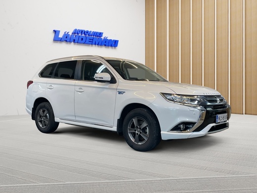 Mitsubishi Outlander PHEV vaihtoauto