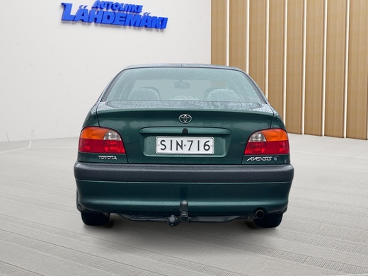 Toyota Avensis vaihtoauto