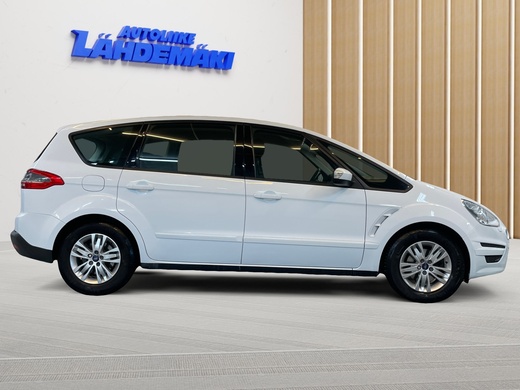 Ford S-MAX vaihtoauto