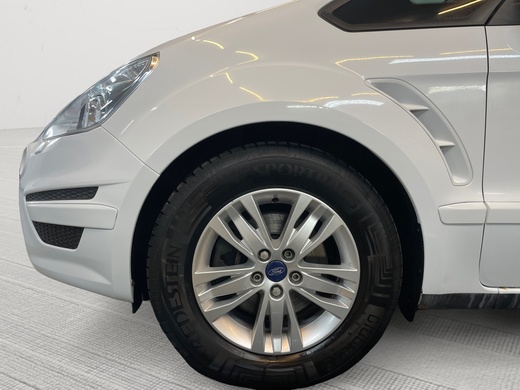 Ford S-MAX vaihtoauto