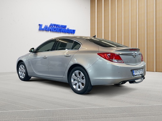 Opel Insignia vaihtoauto